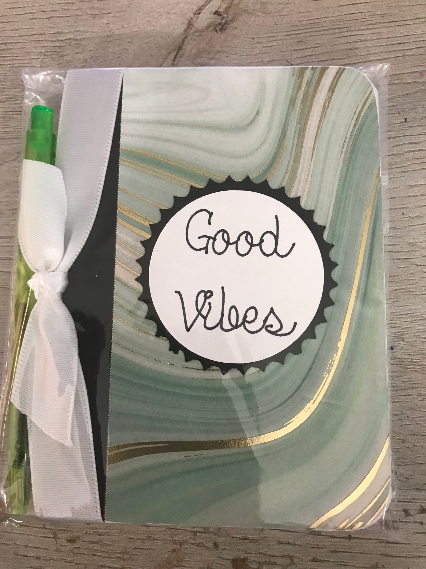 Green and Gold Theme: Mini Notebook, Mini Pen Included